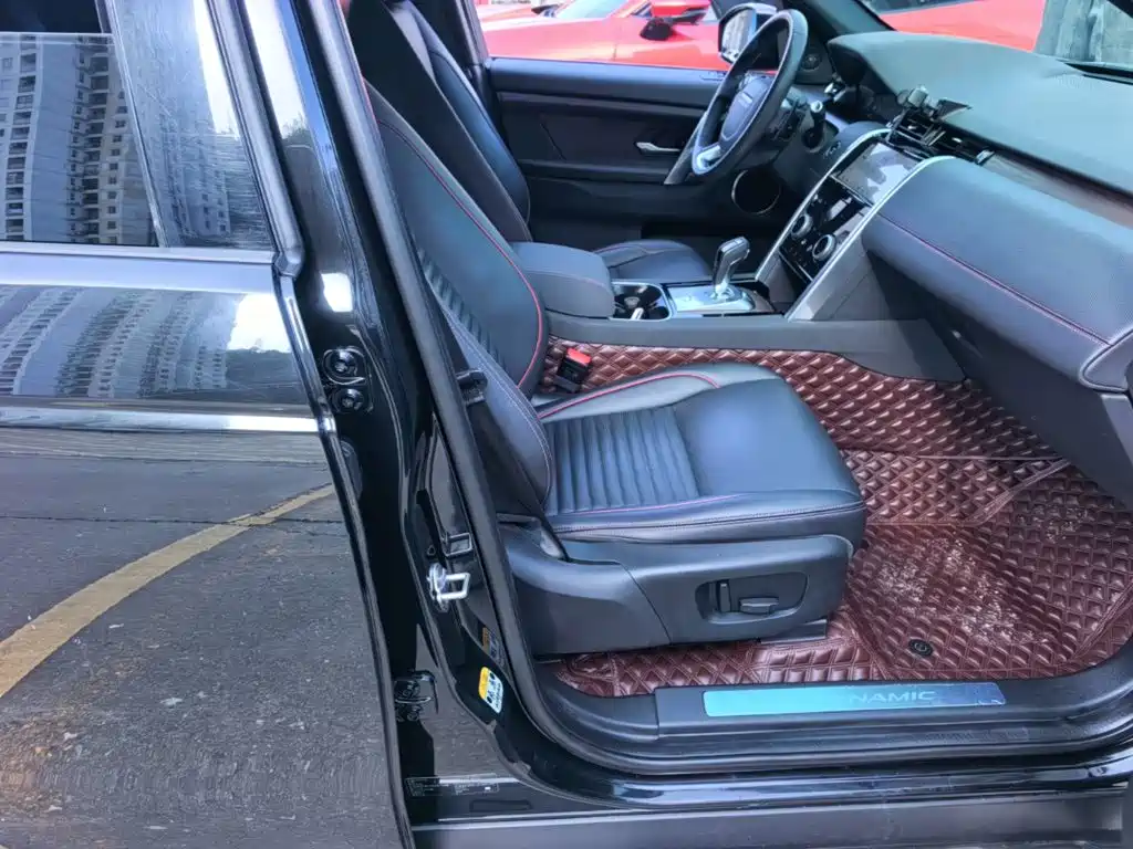 Land Rover Discovery Sport — миниатюра 25