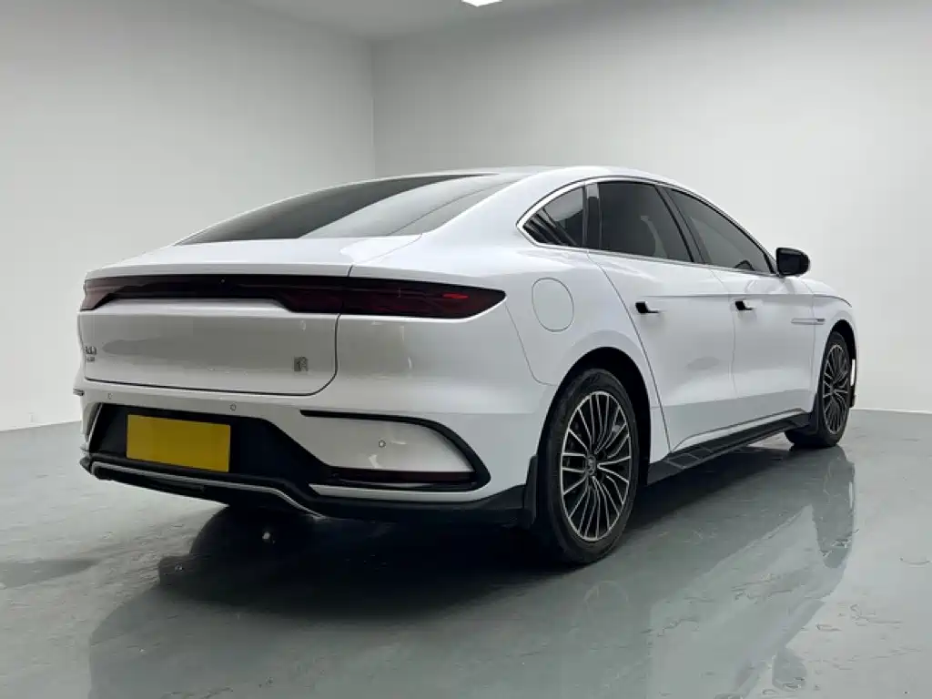 BYD Han — миниатюра 6