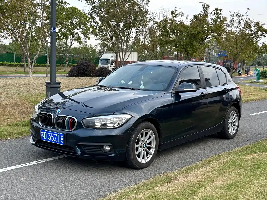 BMW 1 Series (Import) 2017