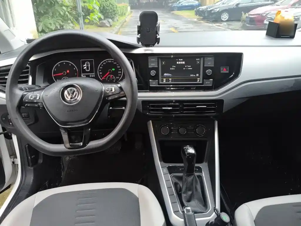 Volkswagen Polo — миниатюра 10