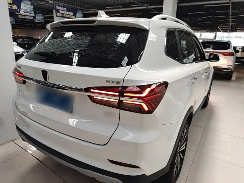 Roewe RX5 — миниатюра 7