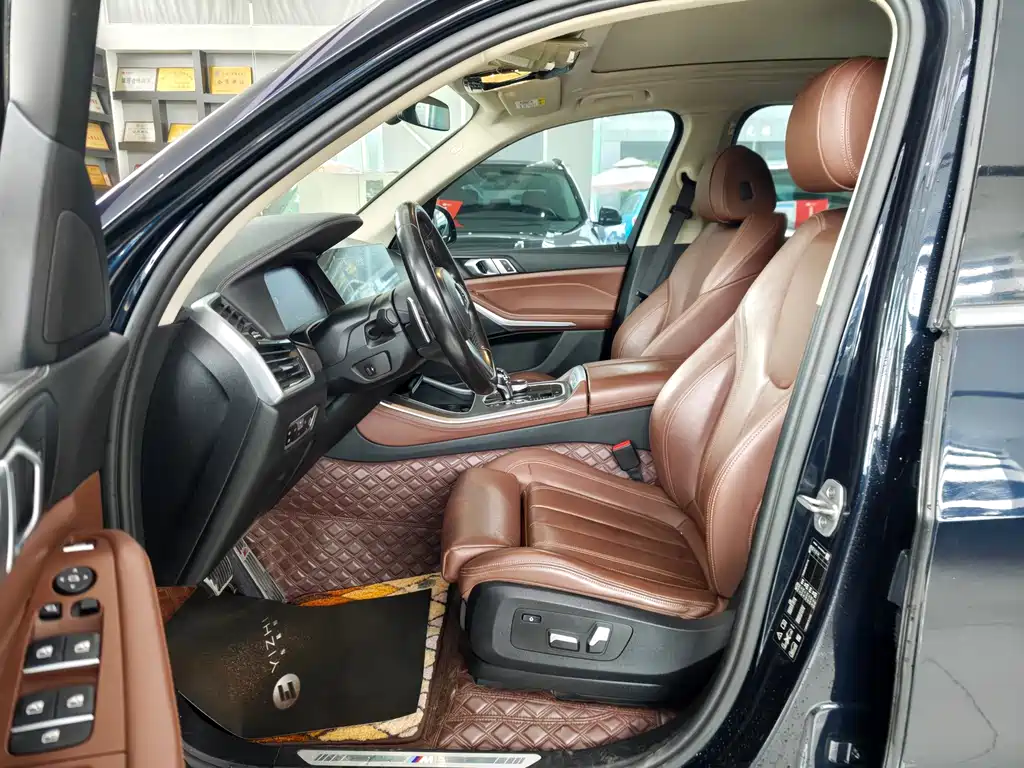 BMW X5 (Import) — миниатюра 13