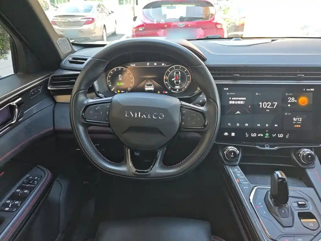 Lynk & Co 05 — миниатюра 11