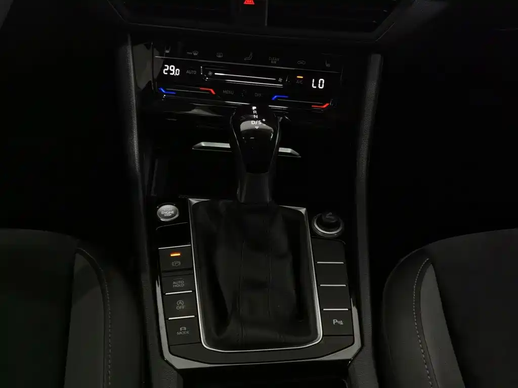 Volkswagen Sagitar — миниатюра 13