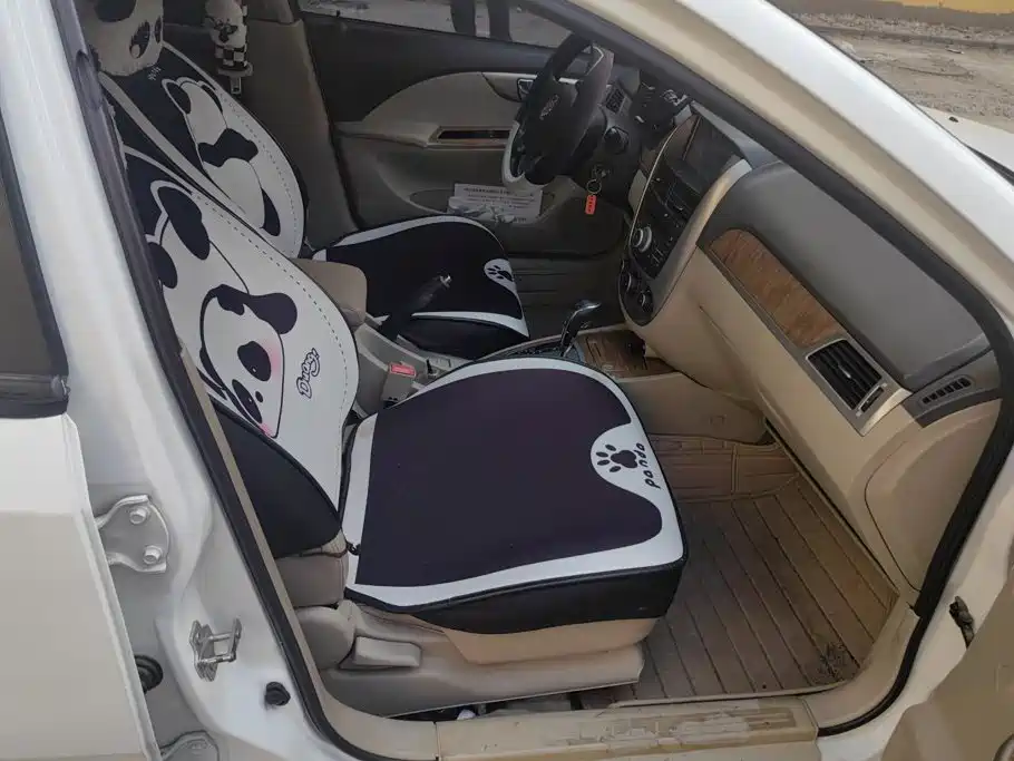Buick Excelle — миниатюра 8