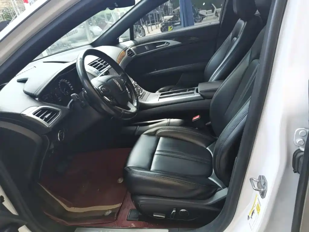 Lincoln MKZ — миниатюра 15