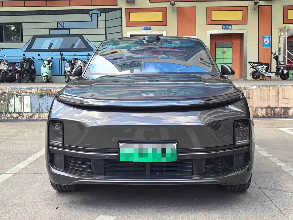 Li Auto Li L8 — миниатюра 2