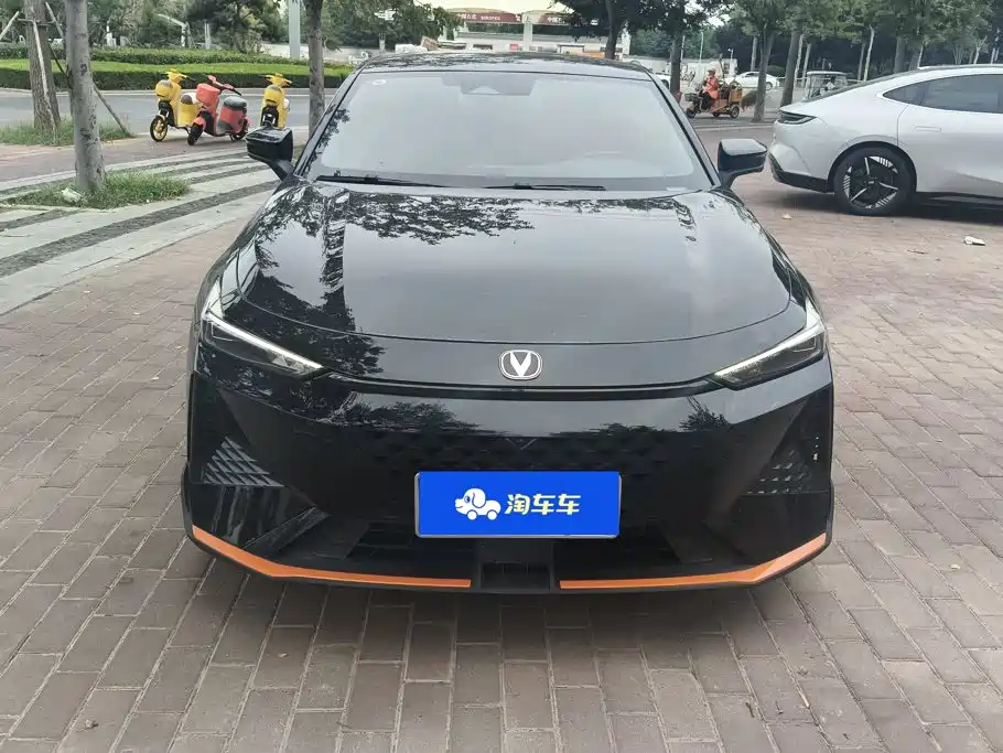 Changan UNI-V — миниатюра 2