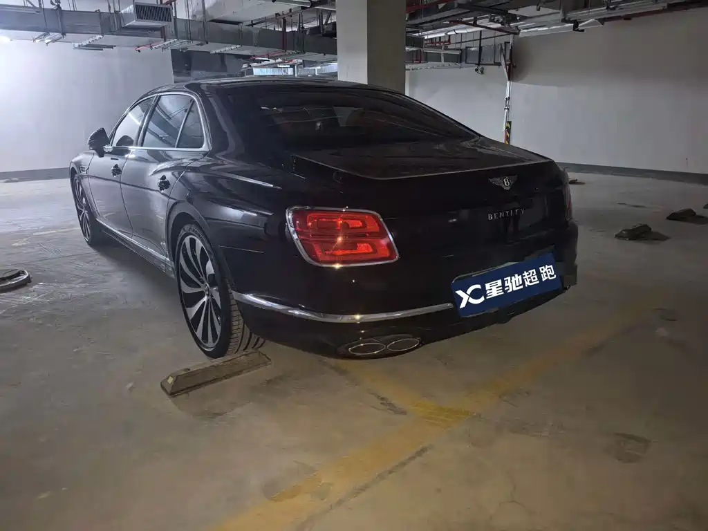 Bentley Flying Spur 2024 4.0T V8
