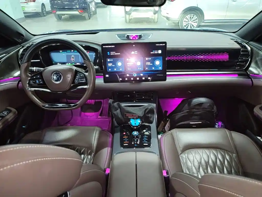 BYD Han — миниатюра 10
