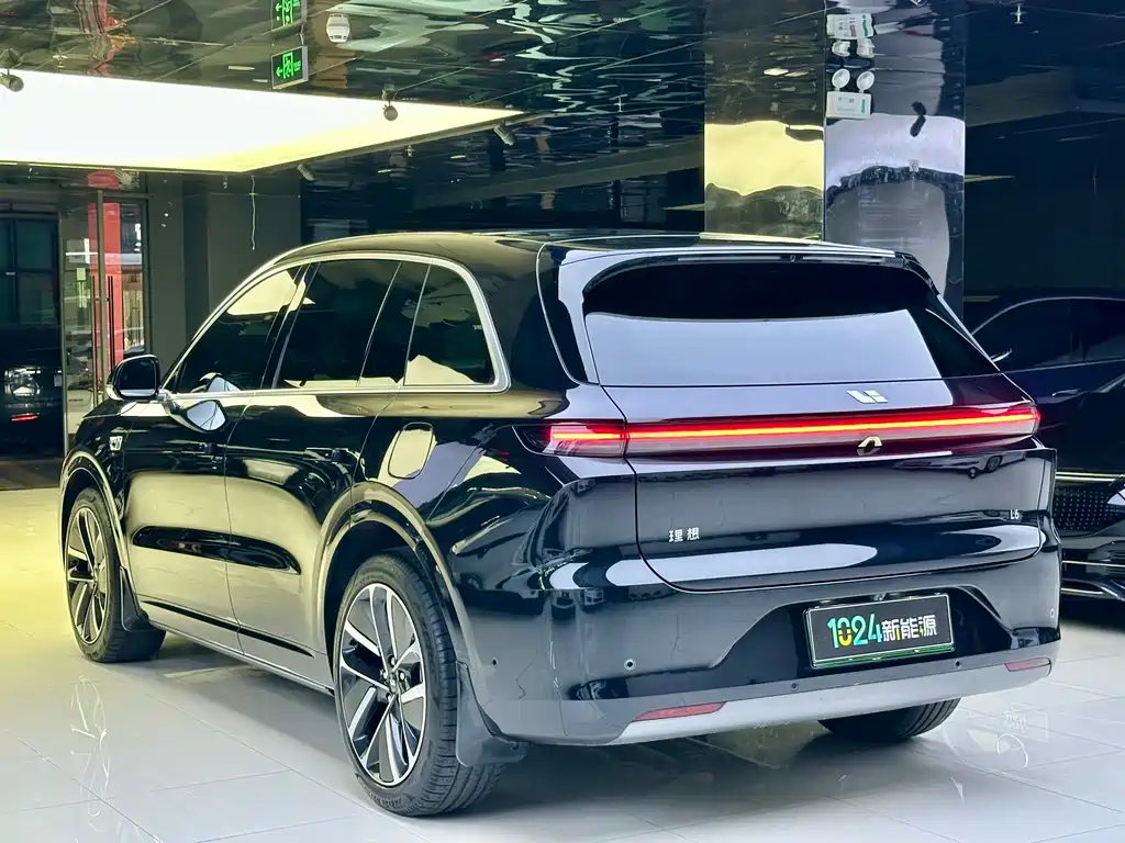 Li Auto IDEAL L6