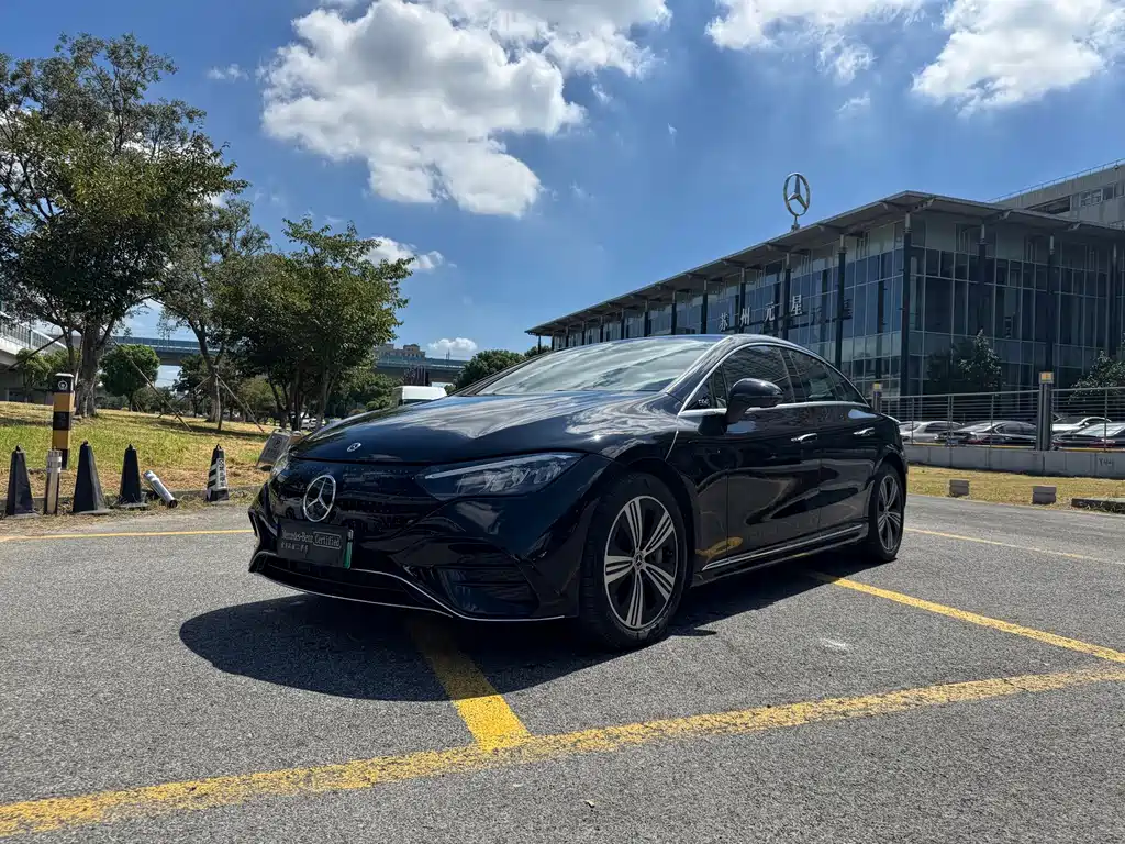 Mercedes-Benz EQE