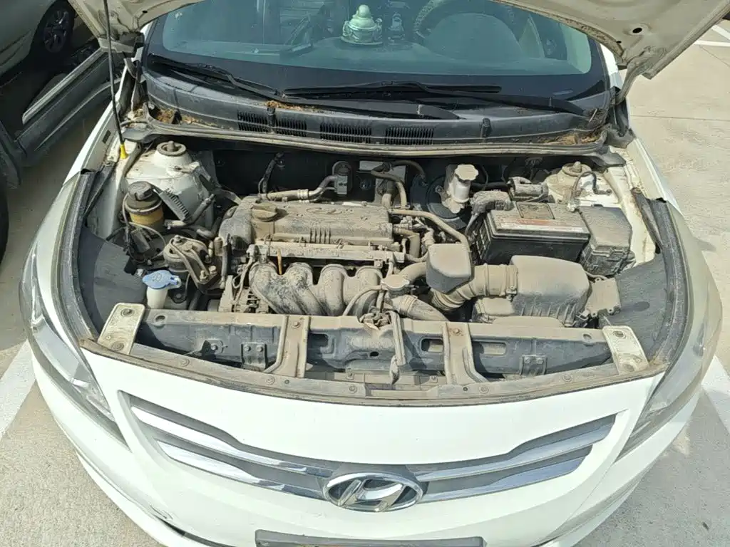 Hyundai Verna — миниатюра 25