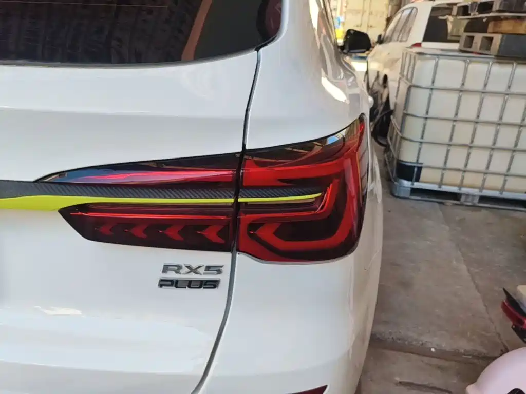 Roewe RX5 — миниатюра 8