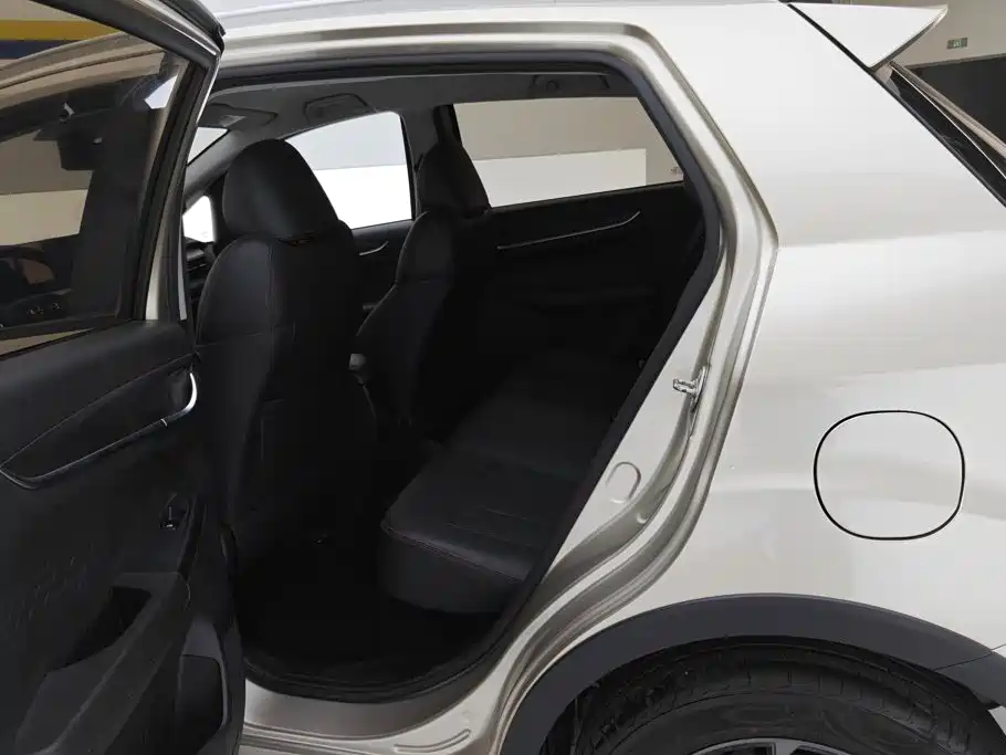 Geely Vision X3 — миниатюра 11