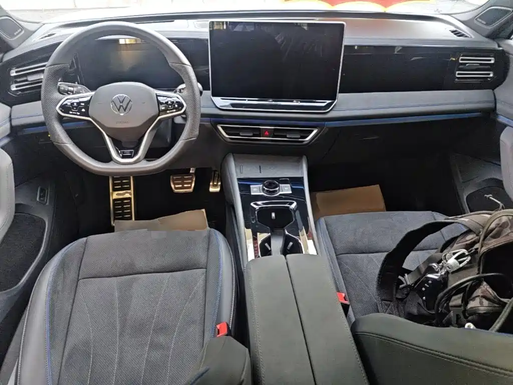 Volkswagen Tiguan L — миниатюра 10