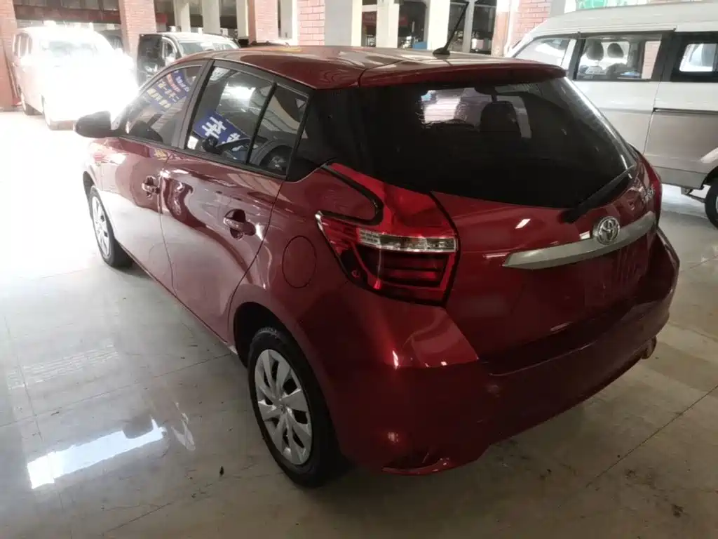 Toyota Vios FS — миниатюра 5