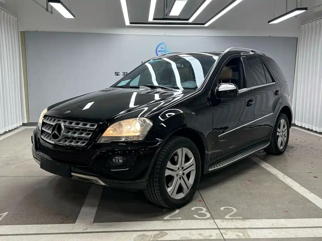 Mercedes-Benz M-Class 2009