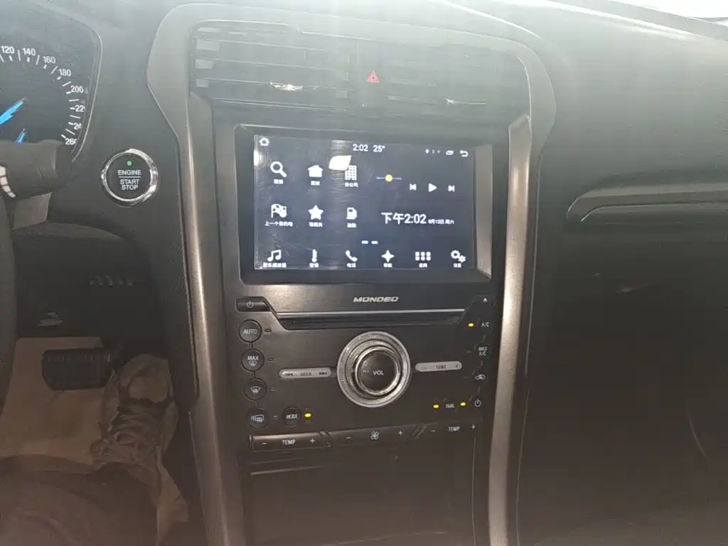 Ford Mondeo — миниатюра 13
