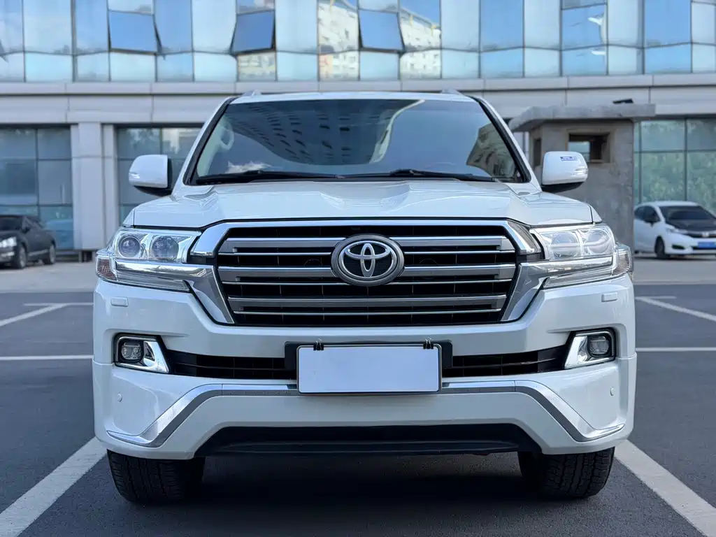 Toyota Land Cruiser — миниатюра 2
