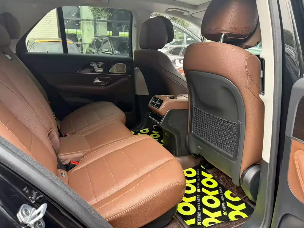 Mercedes-Benz GLE (Import) — миниатюра 7