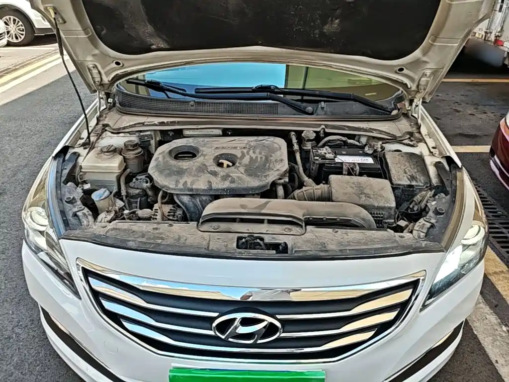 Hyundai Mistra — миниатюра 20