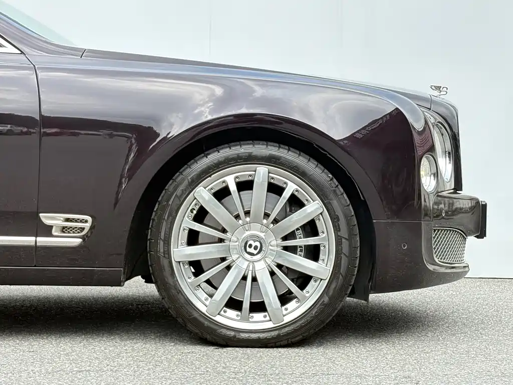 Bentley Mulsanne — миниатюра 29