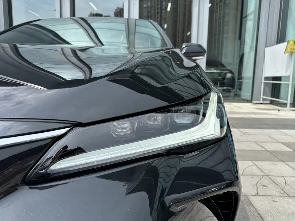 Toyota Avalon 2024 2.0L Luxury