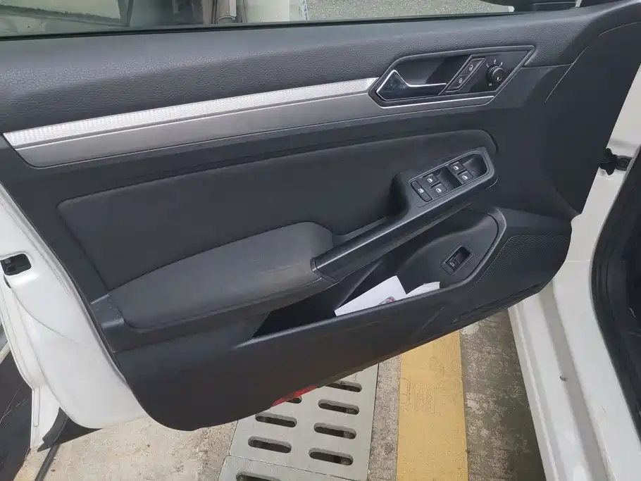 Volkswagen Lamando — миниатюра 7