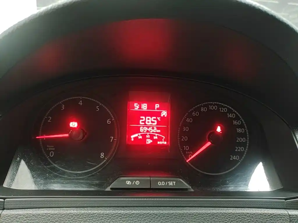 Volkswagen Santana — миниатюра 12