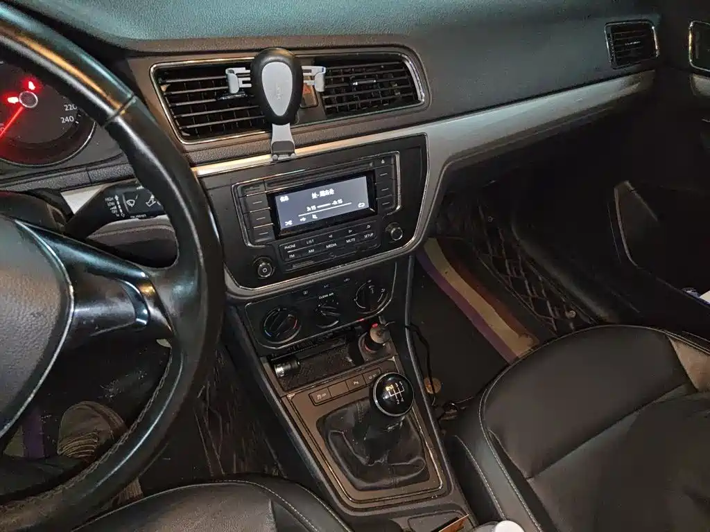 Volkswagen Lavida — миниатюра 7
