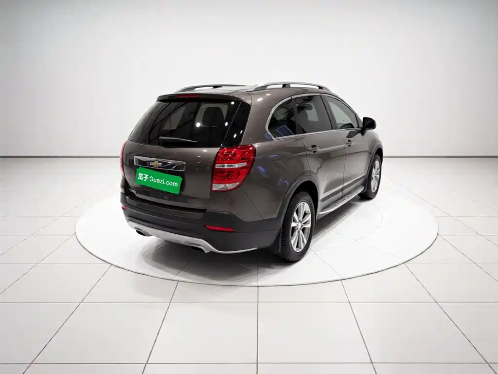 Chevrolet Captiva — миниатюра 4