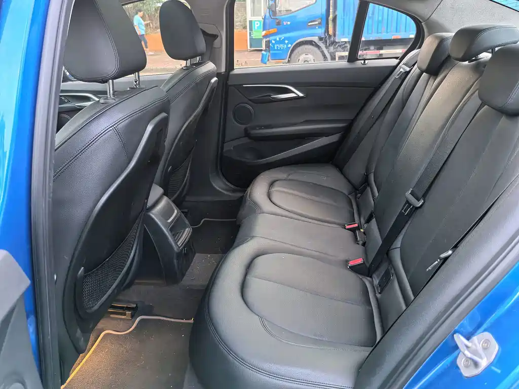 BMW 1 Series — миниатюра 8