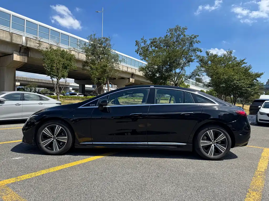 Mercedes-Benz EQE — миниатюра 5