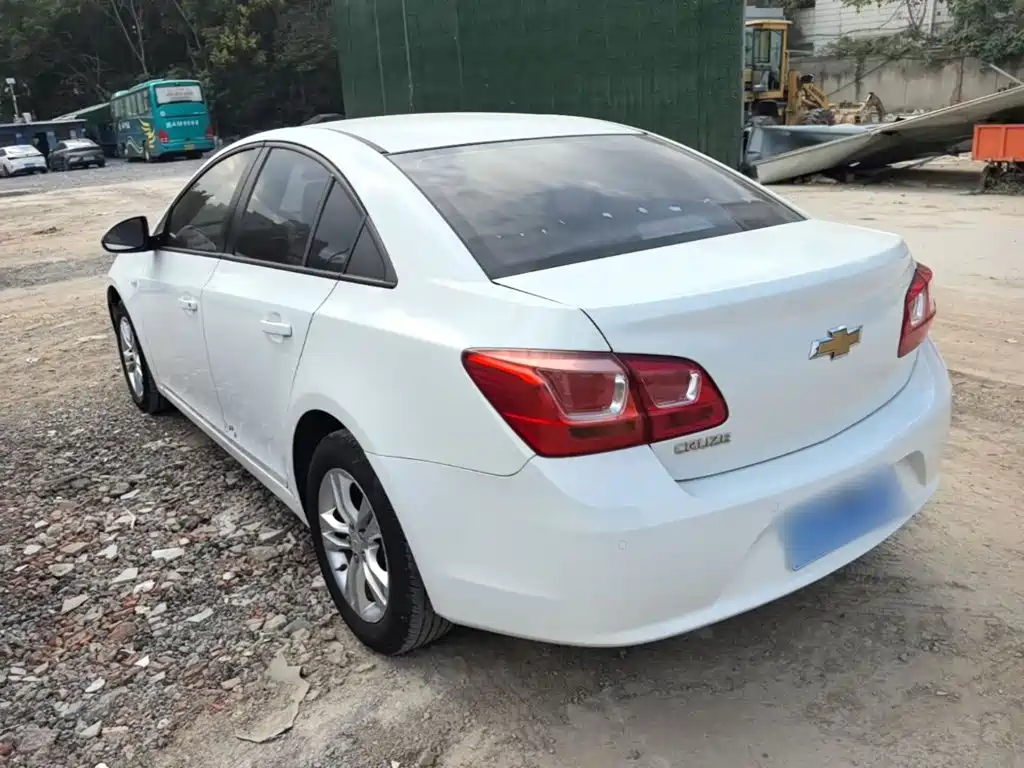 Chevrolet Cruze — миниатюра 5