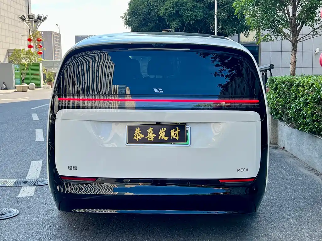 Li Auto Li MEGA — миниатюра 7