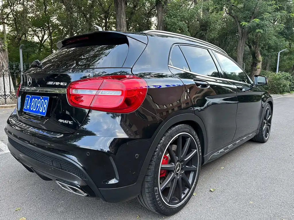 Mercedes-Benz GLA AMG — миниатюра 5