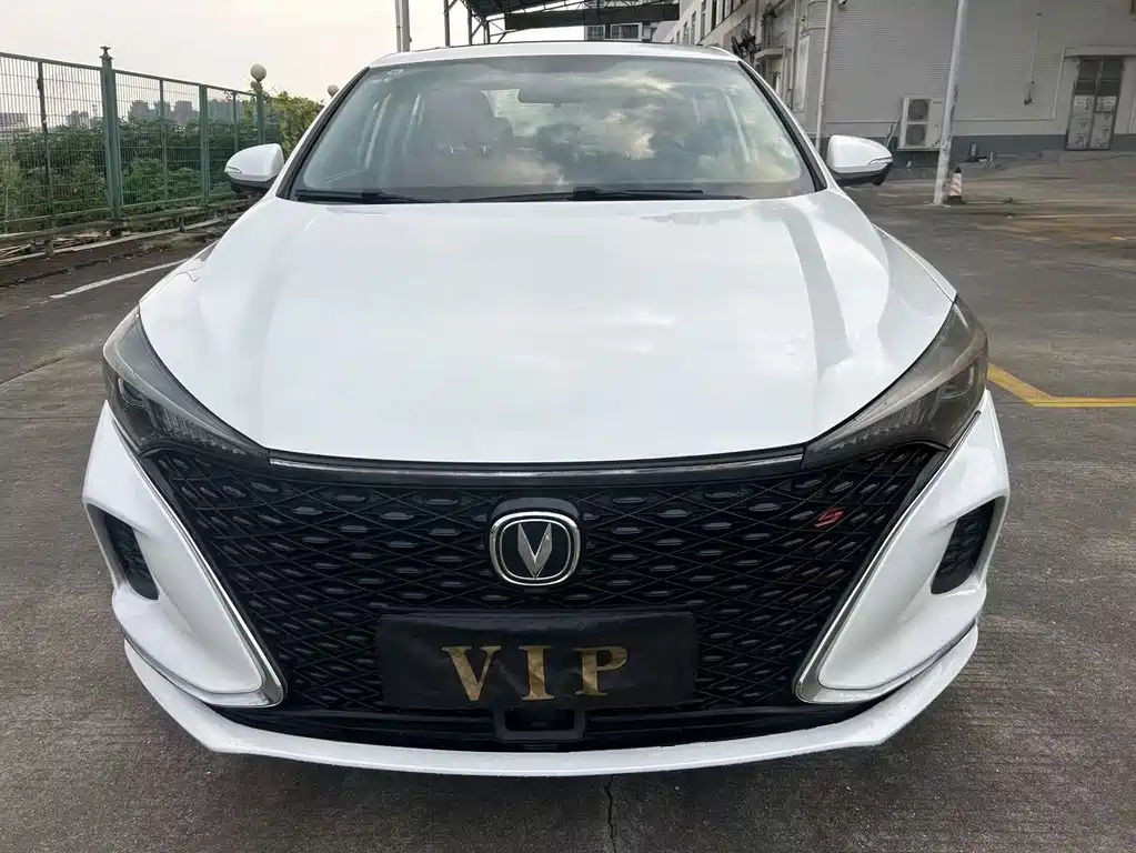 Changan Eado — миниатюра 2