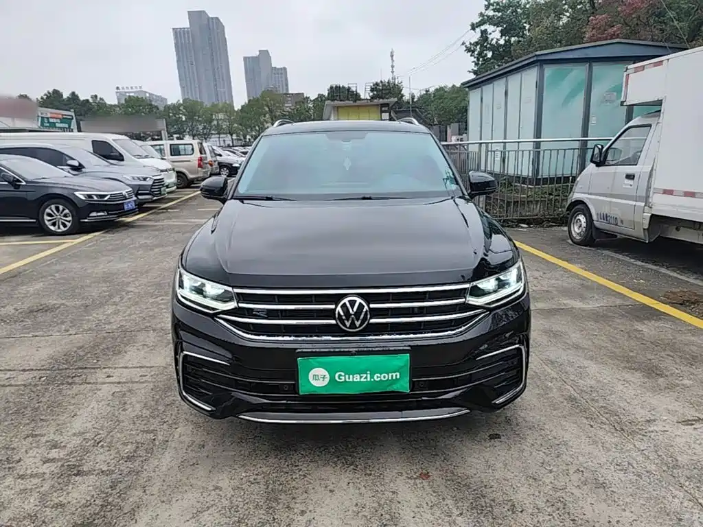 Volkswagen Tiguan L — миниатюра 3