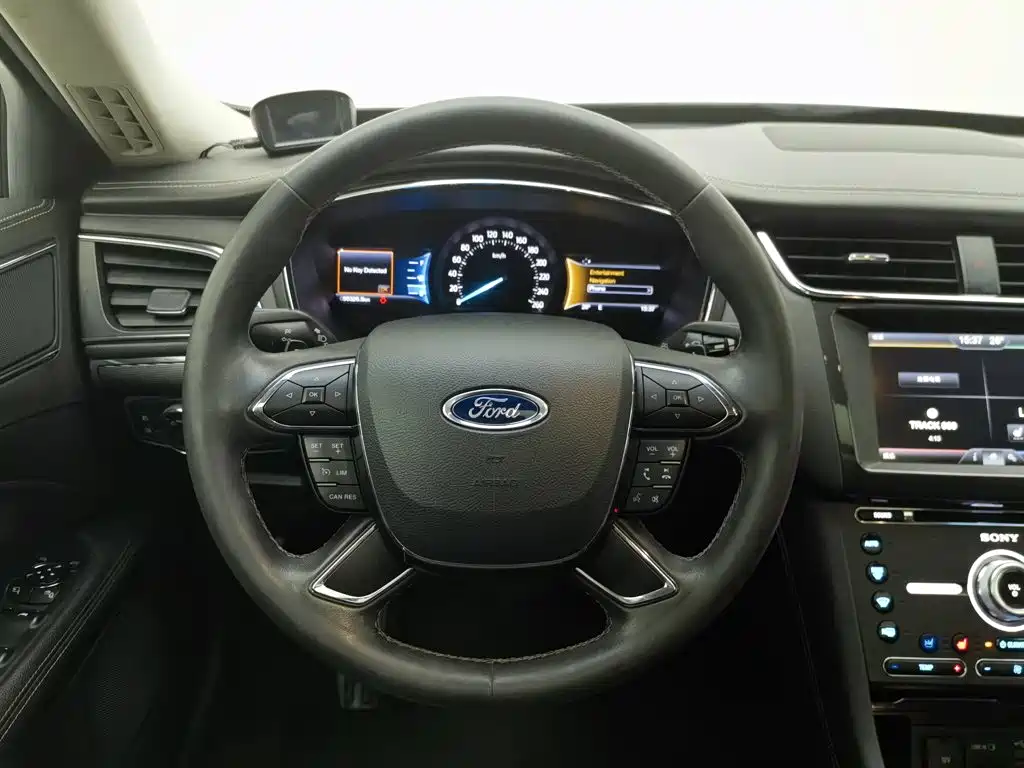 Ford Taurus — миниатюра 11