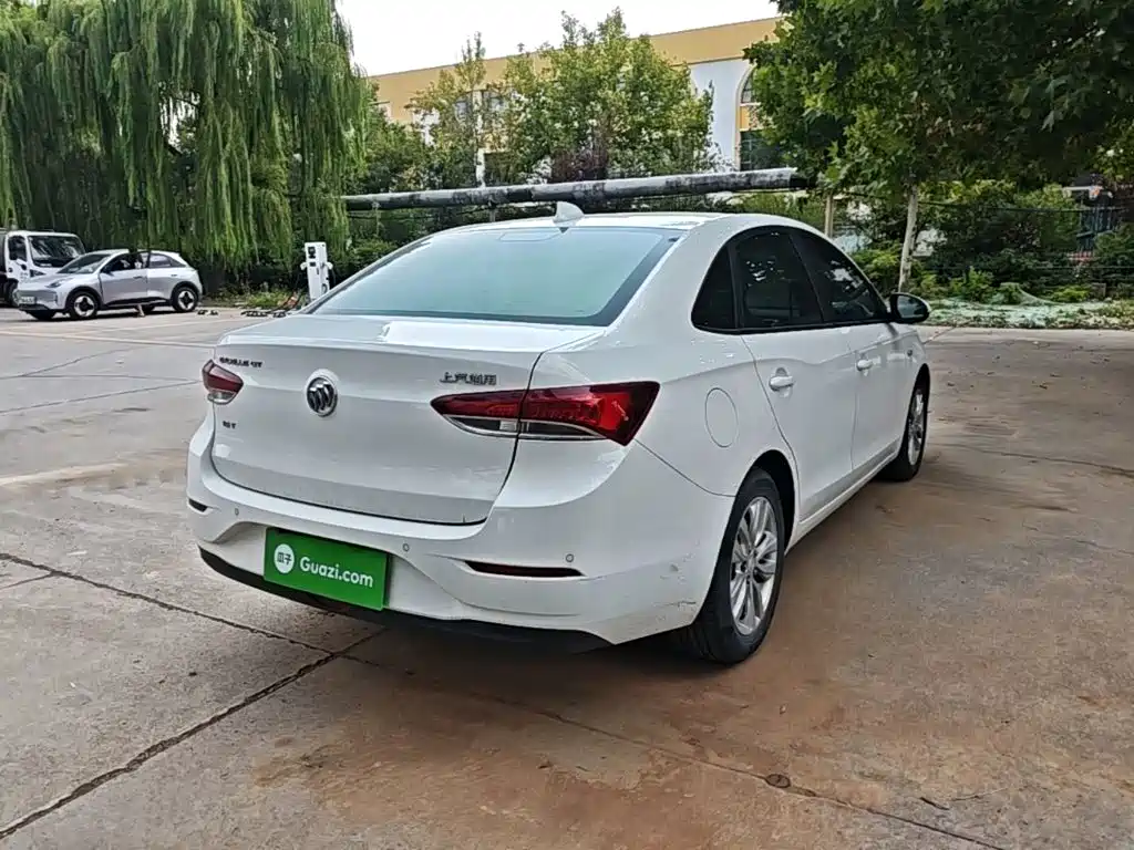 Buick Excelle — миниатюра 7