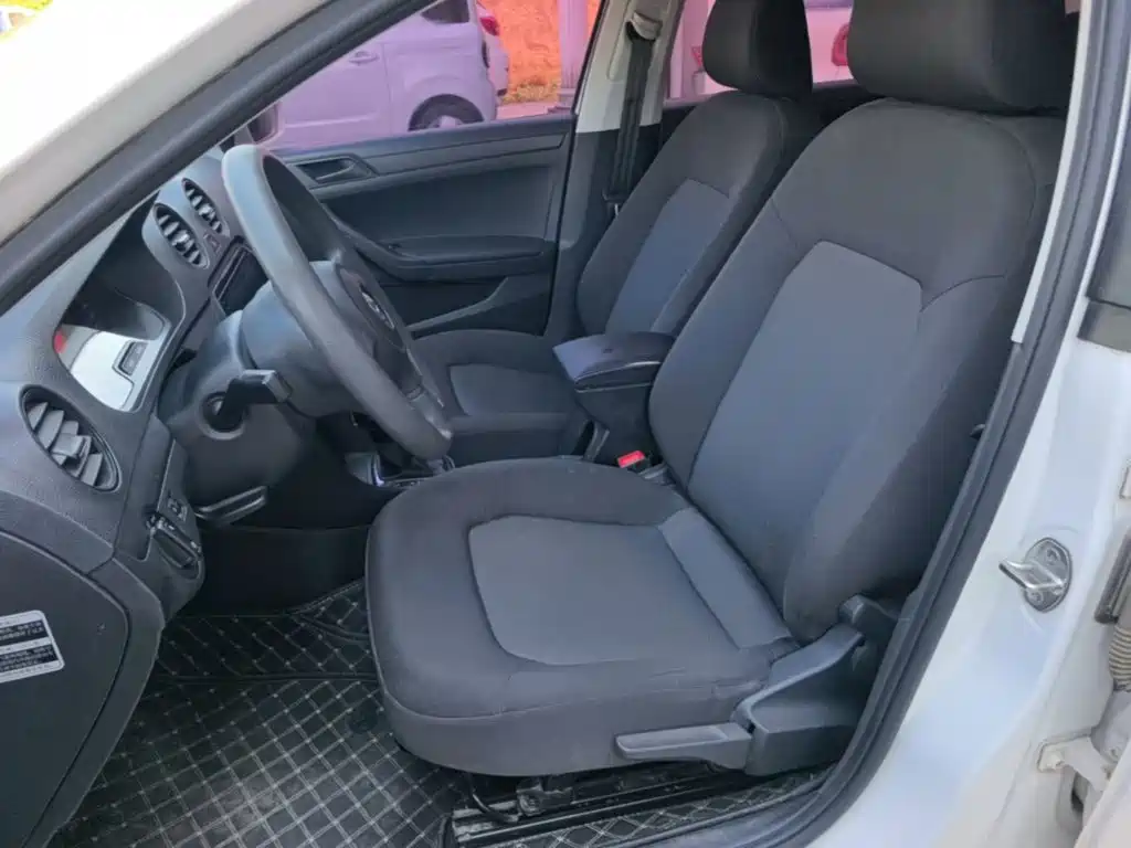 Volkswagen Jetta — миниатюра 15
