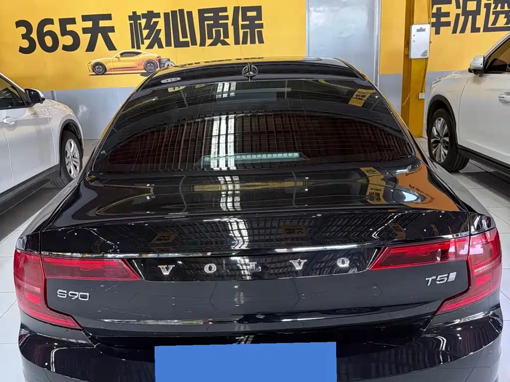 Volvo S90 — миниатюра 7