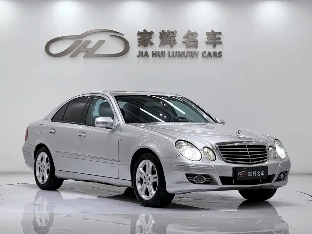 Mercedes-Benz E-Class — миниатюра 3