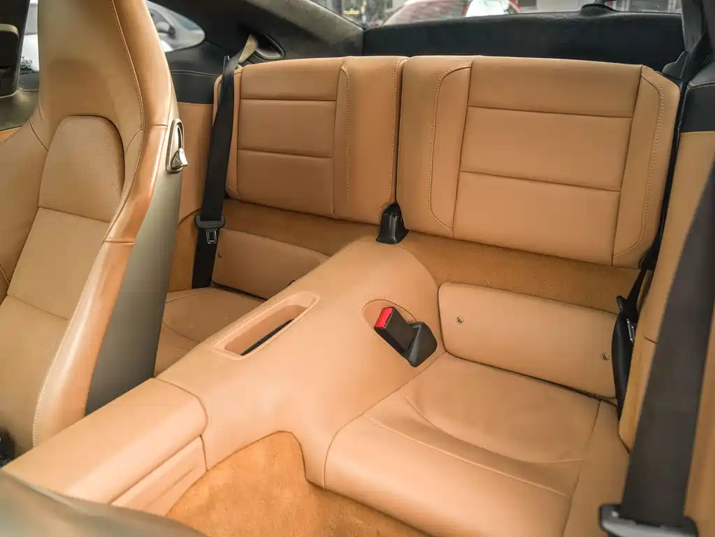 Porsche 911 2013 Carrera 4S 3.8L