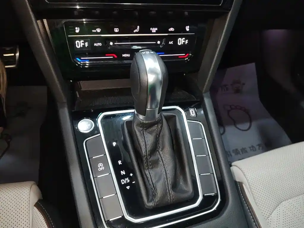 Volkswagen Magotan — миниатюра 14
