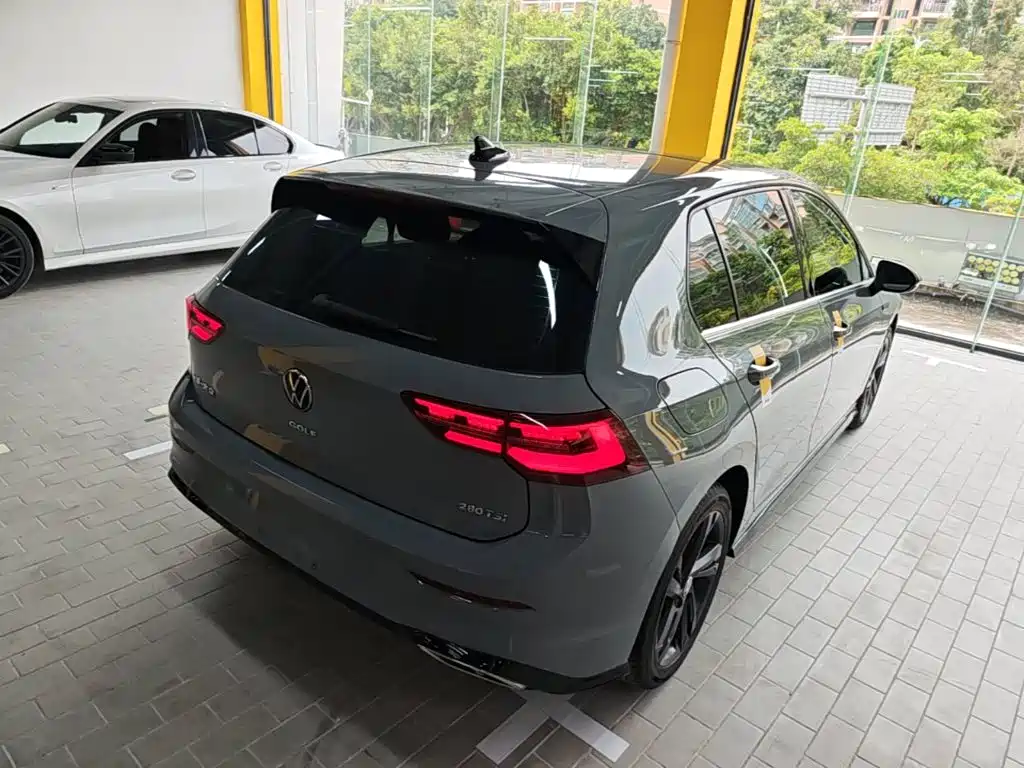 Volkswagen Golf — миниатюра 7