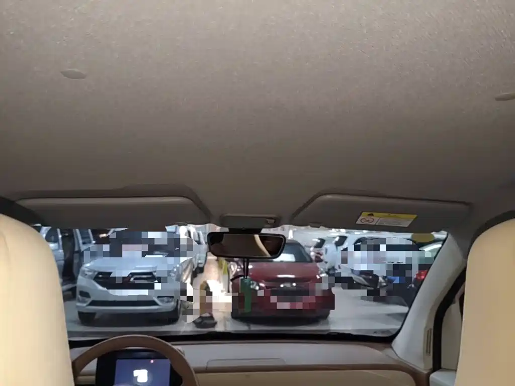 Wuling MINIEV — миниатюра 18