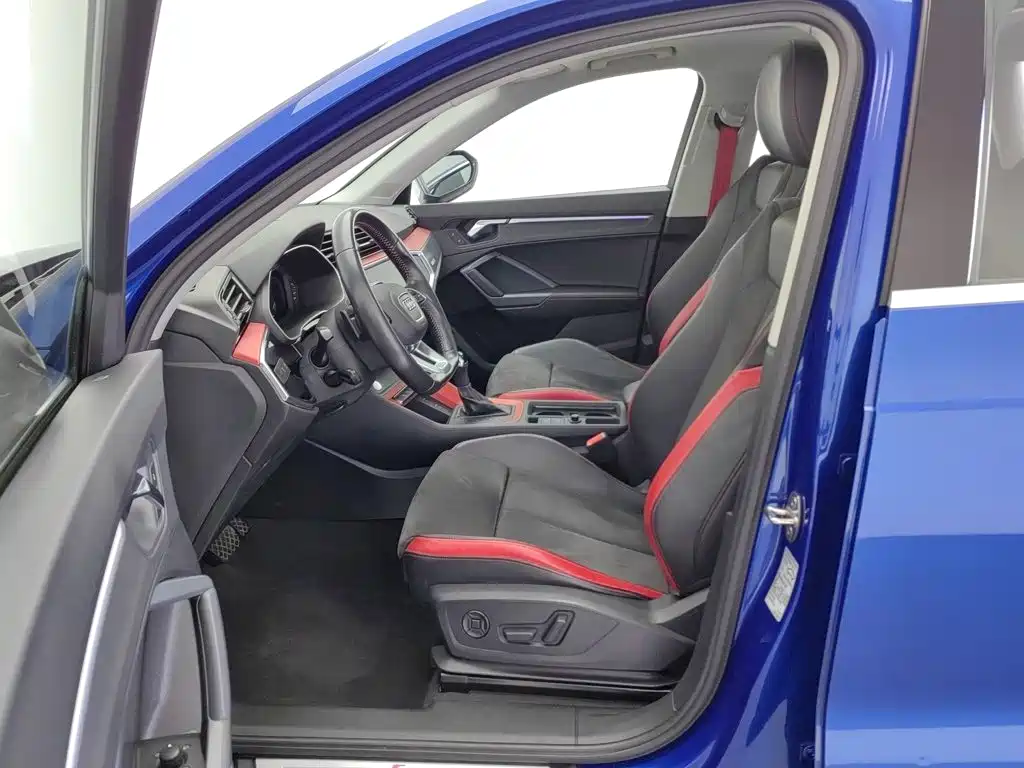 Audi Q3 — миниатюра 10