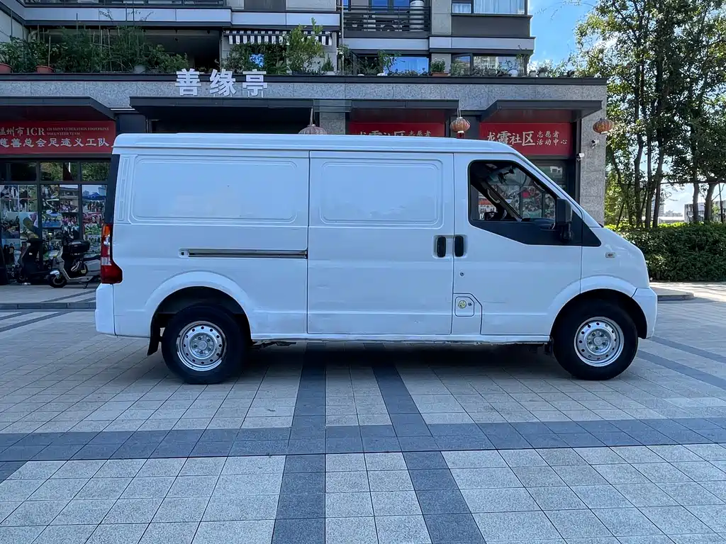 Ruichi Ruichi EC35 — миниатюра 8
